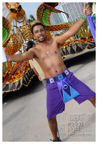 miami_carnival_2007_pt1-044