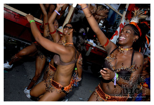 miami_carnival_2007_pt1-074