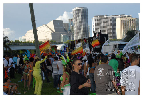 miami_carnival_2007_pt1-077
