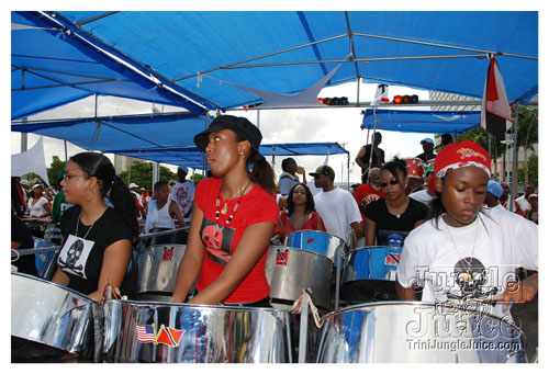 miami_carnival_2007_pt1-093