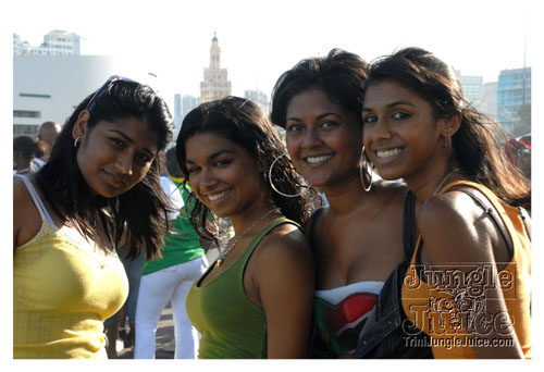 miami_carnival_2007_pt1-257