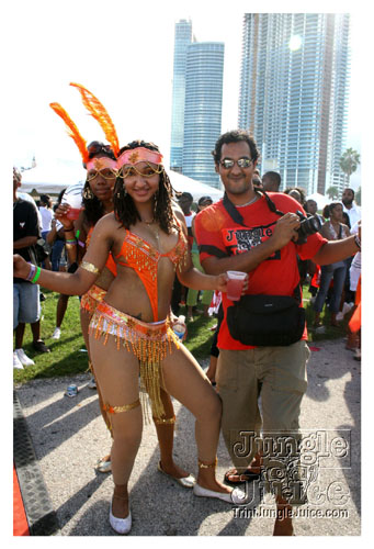 miami_carnival_2007_pt1-348