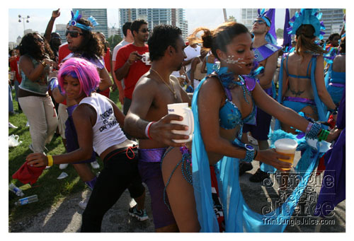 miami_carnival_2007_pt1-370