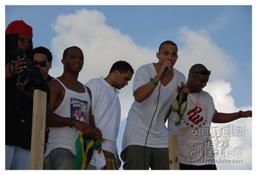 miami_carnival_2007_pt2-028