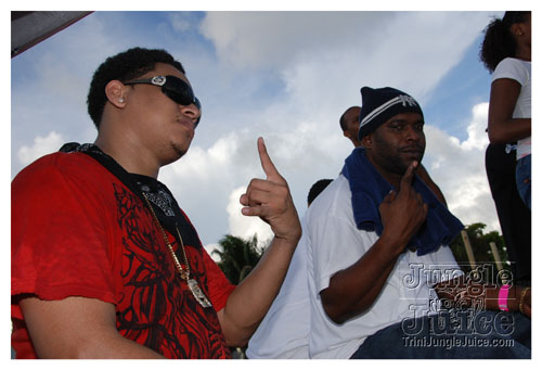 miami_carnival_2007_pt2-034