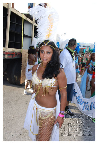 miami_carnival_2007_pt2-048