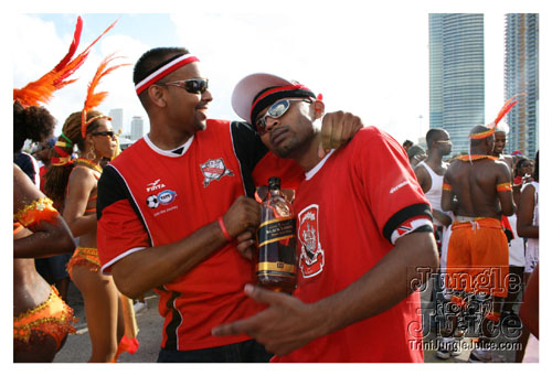 miami_carnival_2007_pt2-054