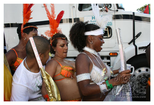 miami_carnival_2007_pt2-076