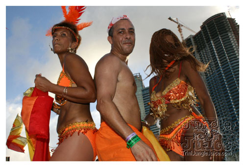 miami_carnival_2007_pt2-126