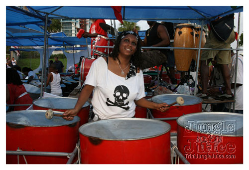 miami_carnival_2007_pt2-197