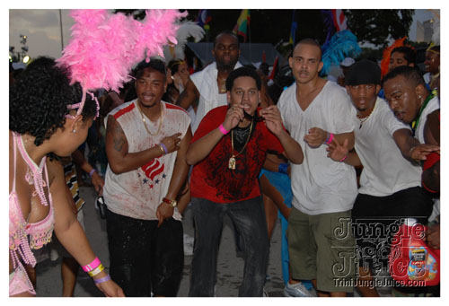 miami_carnival_2007_pt2-216