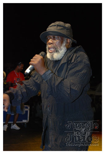 miami_carnival_2007_pt2-300