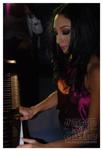 miss_tnt_ny_2007-028