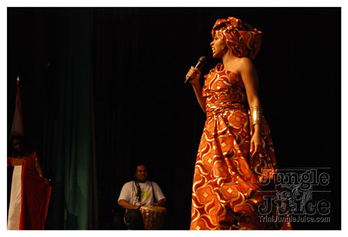 miss_tnt_ny_2007-042