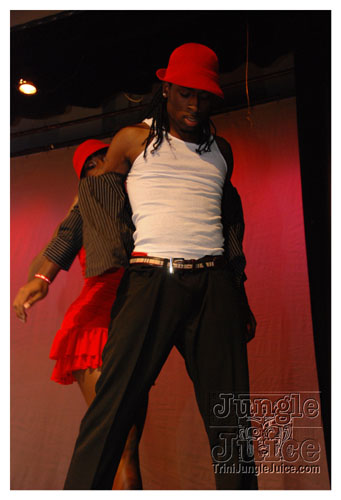 miss_tnt_ny_2007-054