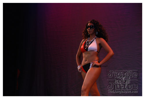 miss_tnt_ny_2007-075