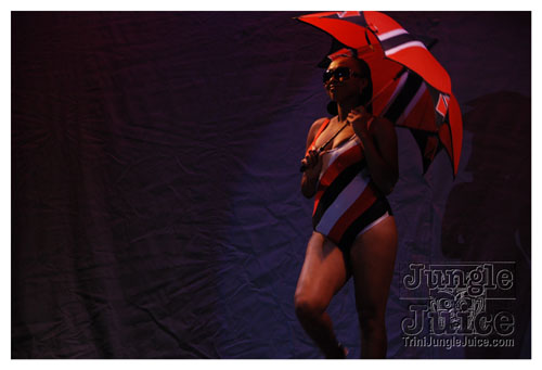 miss_tnt_ny_2007-079