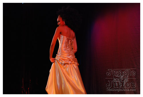 miss_tnt_ny_2007-136