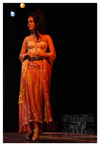 miss_tnt_ny_2007-181