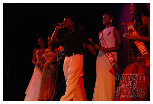 miss_tnt_ny_2007-209