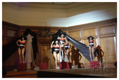 miss_tnt_uk_2007-013