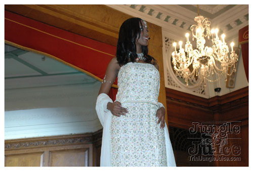 miss_tnt_uk_2007-087