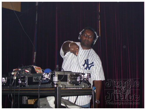 nightmare_on_state_lane_07-015