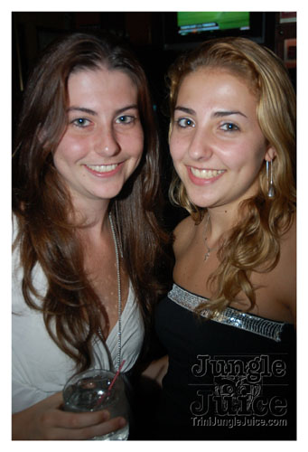 nylon_pool_unplugged-03