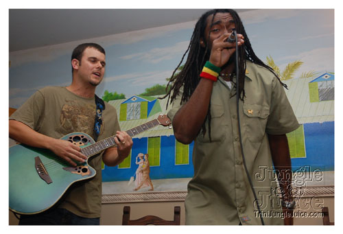 nylon_pool_unplugged-09