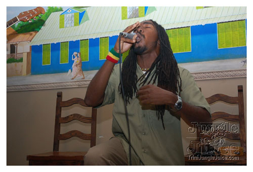 nylon_pool_unplugged-14