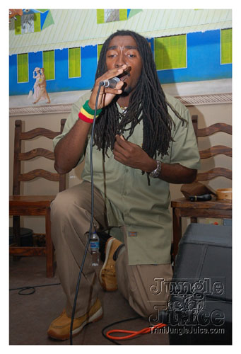 nylon_pool_unplugged-15