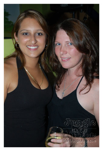 nylon_pool_unplugged-25