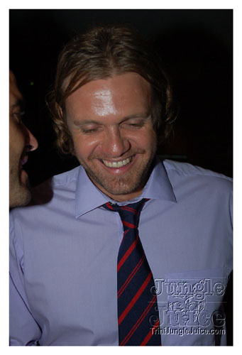 nylon_pool_unplugged-31