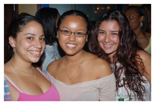 nylon_pool_unplugged-36