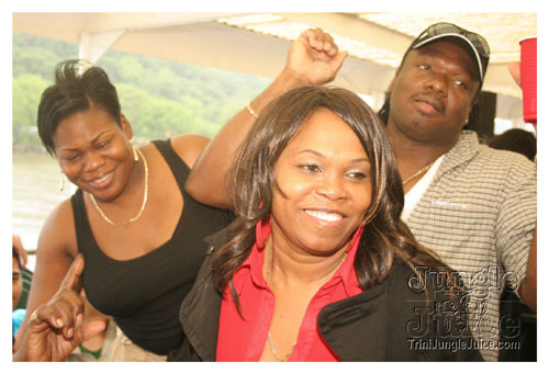 one_more_time_boatride-127