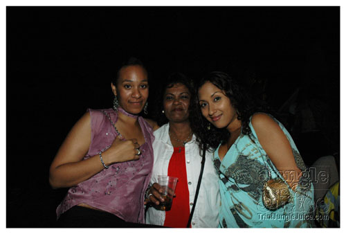 poisonuk_all_incl_2007-006