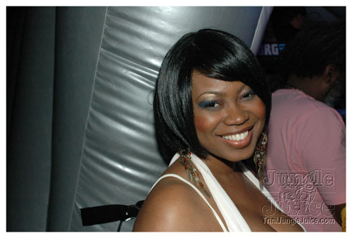 poisonuk_all_incl_2007-012