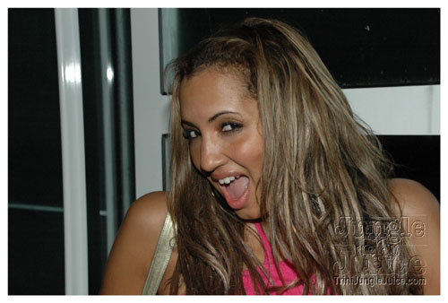 poisonuk_all_incl_2007-014