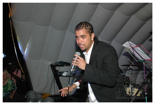 poisonuk_all_incl_2007-058