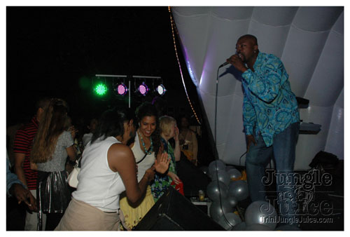 poisonuk_all_incl_2007-070