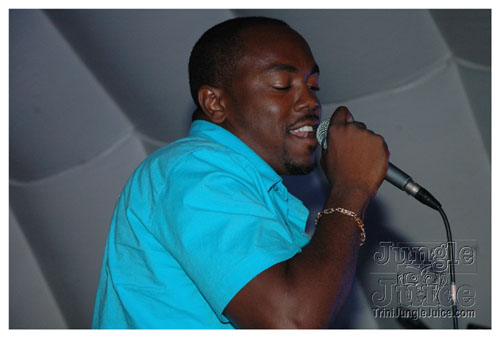 poisonuk_all_incl_2007-076