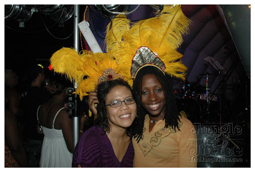 poisonuk_all_incl_2007-085