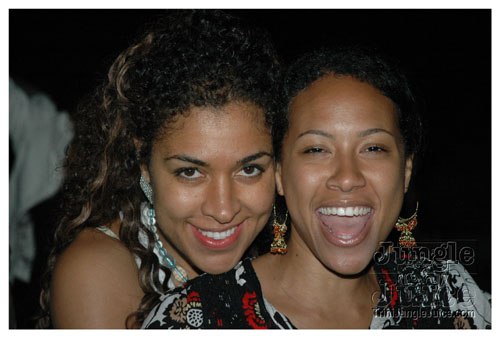 poisonuk_all_incl_2007-099