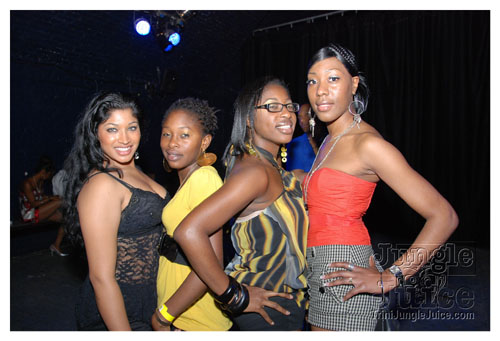 rezzarek_uk_after_party-014