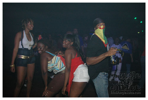 rezzarek_uk_after_party-078