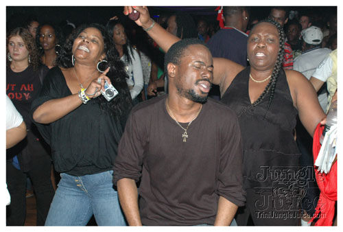 rezzarek_uk_after_party-096