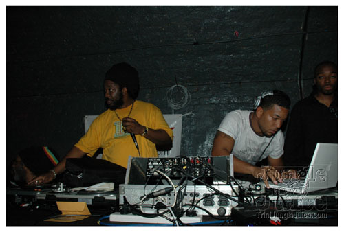 rezzarek_uk_after_party-126