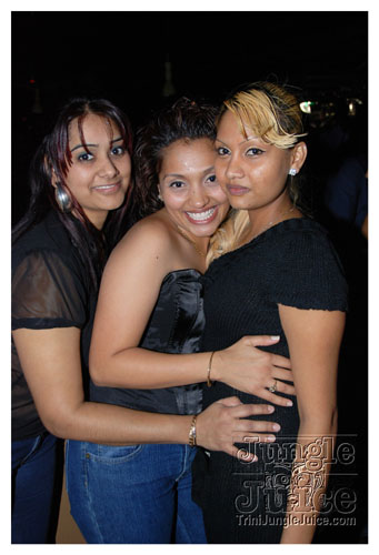 rumjungle_bikini_fashion_2007-038