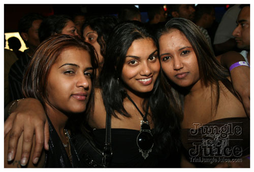 rumjungle_bikini_fashion_2007-051