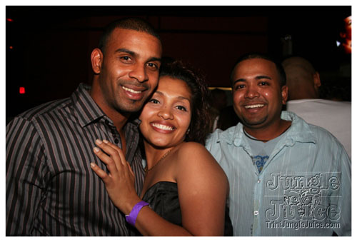 rumjungle_bikini_fashion_2007-058